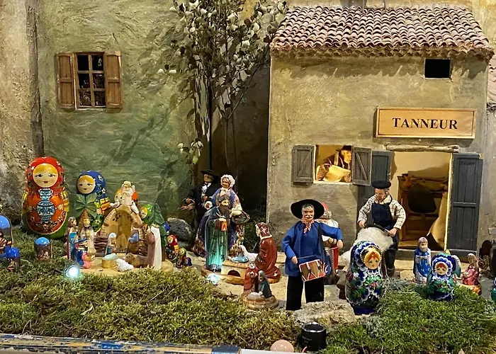 In The Heart Of The Historic Center Of Valreas Haguenau